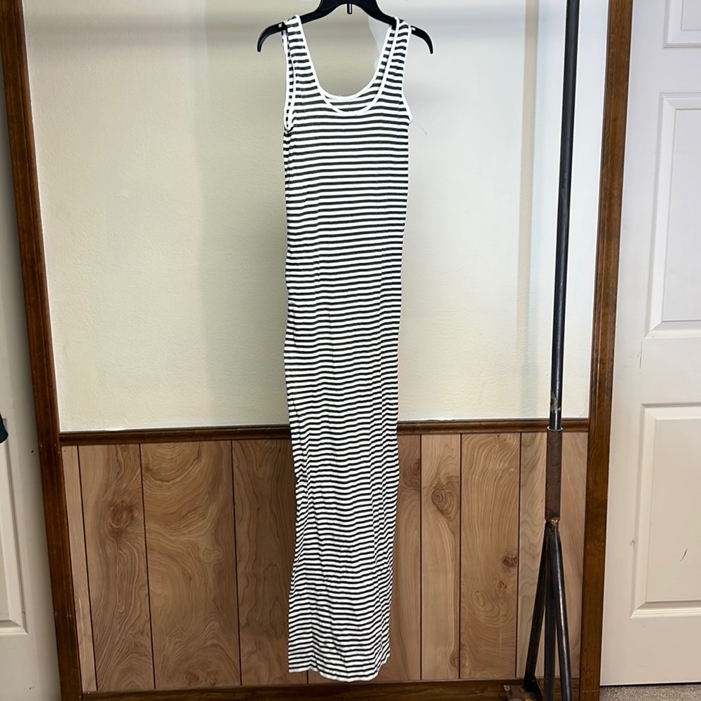 Tees by Tina women’s dress